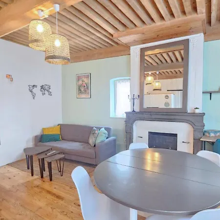 L'histoire Clermontoise - Tramway Au Pied Du Appartamento Clermont-Ferrand